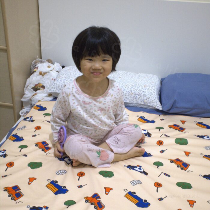 Lalife 小小駕駛員｜兒童房愛用可愛防水保潔墊使用照