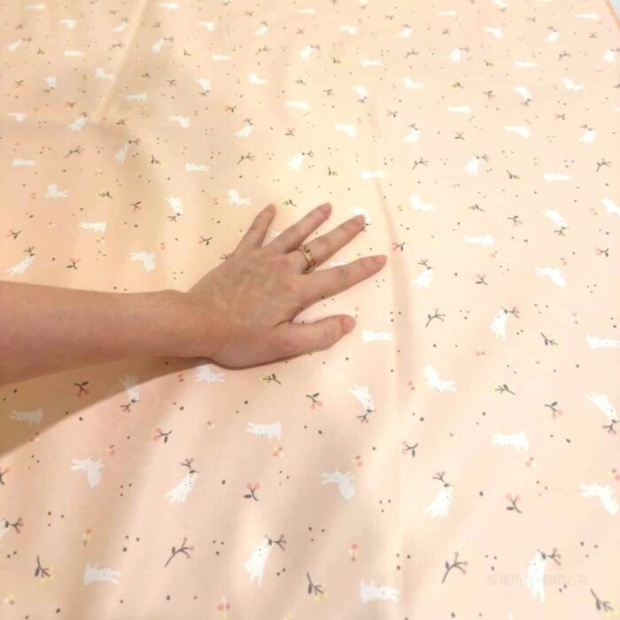 花漾萌兔｜杏色夢境高品質防水保潔墊