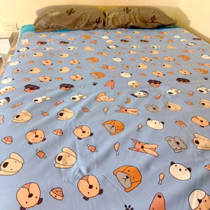 萌犬汪汪集合｜活力天藍兒童防水隔尿墊全景