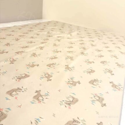 迷霧小鹿｜幾何米灰質感生理防水保潔墊